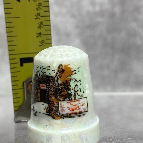 Mark Twain Cave Hannibal Mo Souvenir Porcelain Thimble Iridescent Finish - Picture 11 of 11